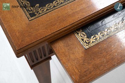 null Mahogany and mahogany veneer flat desk opening to five drawers in box and two...