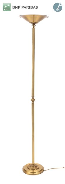 Floor lamp in gilded brass, the fluted shaft,...