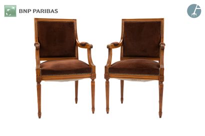 Pair of armchairs in natural wood molded...