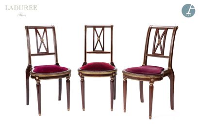 null En provenance de la Maison Ladurée - Salon Paeva

Lot de quatre chaises en bois...