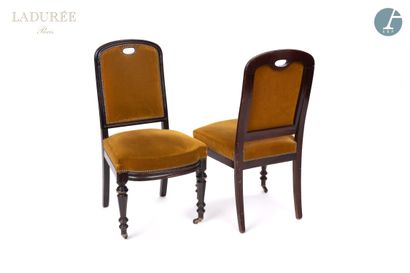 null En provenance de la Maison Ladurée - Salon Castiglione.

Lot de 8 chaises en...