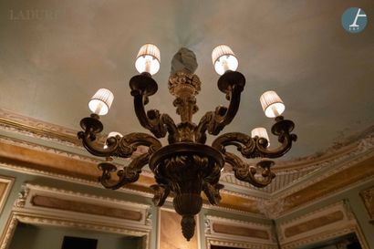 null From the House of Ladurée - Salon Paeva.

Important chandelier in carved and...