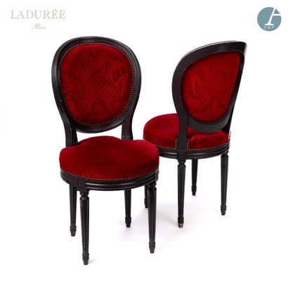 null From the Maison Ladurée - Library

Set of 9 cabriolet chairs in molded, carved...