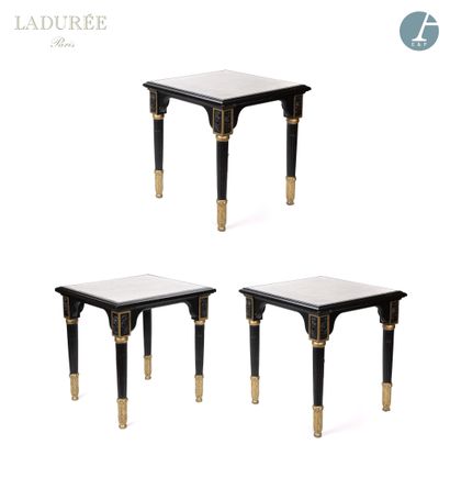 null En provenance de la Maison Ladurée - Salon Paeva.

Lot de trois tables en bois...