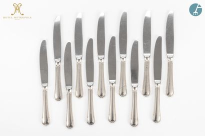 null From the Hotel Métropole (Brussels):
Suite of 12 knives and 12 silver plated...