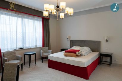 null From the Metropole Hotel (Brussels): 
Complete furniture of the Room 5062.
Furniture...