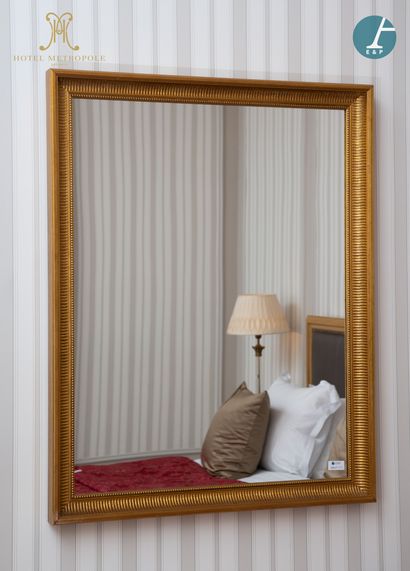 null From room 537 (5th floor) of the Hotel Métropole (Brussels) : 
Mirror, frame...