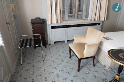 null From the Metropole Hotel (Brussels): 
Complete furniture set from Room 5032.
Modern...