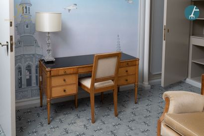 null From the Metropole Hotel (Brussels): 
Complete furniture set from Room 5029.
Modern...