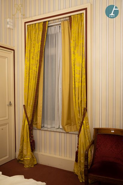 null From the Suite François WEYERGANS (4th floor) of the Metropole Hotel (Brussels):...