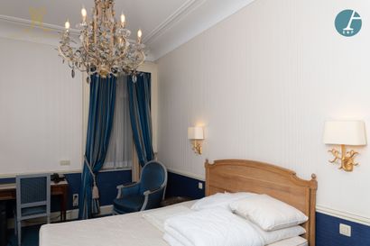 null From the Metropole Hotel (Brussels) : 
Complete furniture of the Room 434
Modern...