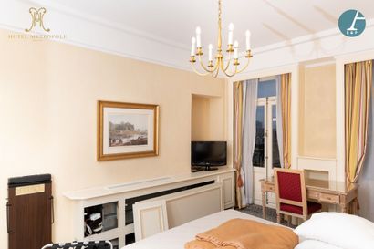 null From the Metropole Hotel (Brussels) : 
Complete furniture of the Room 404
Modern...