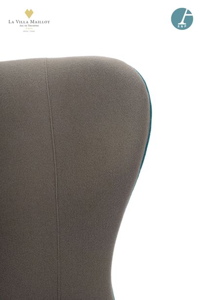 null MARIE'S CORNER
Fauteuil « Jackson », assise et dossier en sangles stretch et...