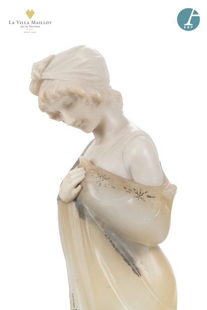 null P. SARCHI (20th century)
Young draped woman. 
Sculpted group, the marble bust...