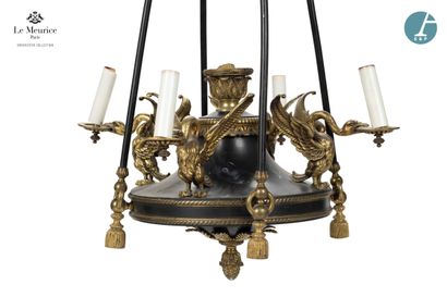 null From the Hôtel Le Meurice.
Suspension lamp in gilded brass and black lacquered...