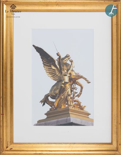 null From the Hôtel Le Meurice.
Lot of five framed photos, featuring details of sculptures...