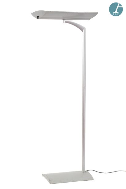 null WALDMANN
Metal desk lamp with rounded prismatic reflector, single post and stave...