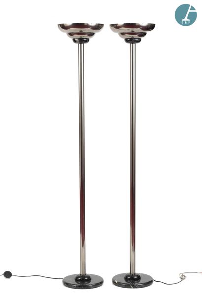 null Pair of floor lamps, cupped reflector with chromed metal gadroons underlined...