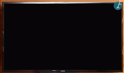 null Samsung TV
Diagonal: 120 cm.

On-site dismantling will be carried out by DMAX...