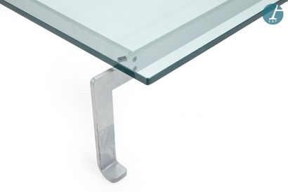 null Pair of low tables, square glass top, metal legs. 
H. 23 cm. - Top size: 80...
