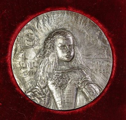 null Jacques BIRR "Velasquez" Médaille en bronze argenté de la Monnaie de Paris....