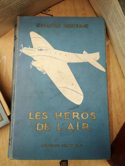 null Lot de livres illustrés dont: Jacques MORTANE, "les héros de l'air" Delagrave,...