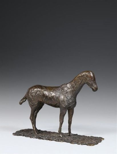 null According to Edgar DEGAS (1834-1917)
"Etude de Cheval" (without the ears) Bronze
reproduction...