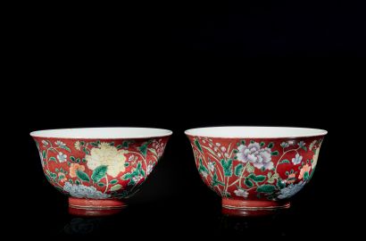 CHINE - XXe siècle

Paire de bols en porcelaine...