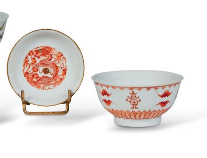 null CHINE - début XXe siècle

Bol en porcelaine décorée en rouge de fer et émail...