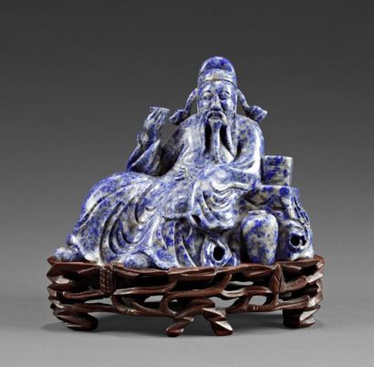 null SAGE assis avec des gobelets à la main en lapis lazuli, H: 17 cm (avec socl...