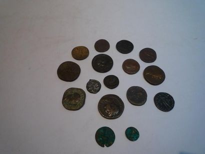 null Lot de monnaies dont Des Sesterce d'Hadrien, d'Alexandre sévère, de Septime...