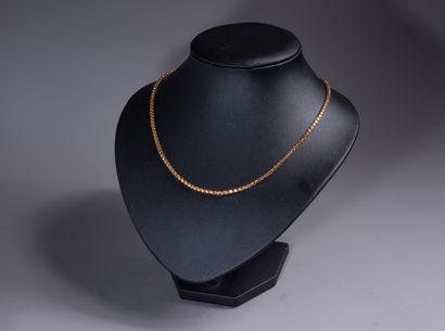 18 ct gold necklace with hollowed-out round...