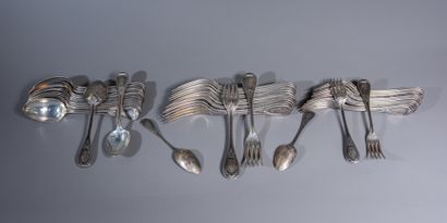 null SILVER] A silver service set comprising sixteen pieces of cutlery of the foliated...