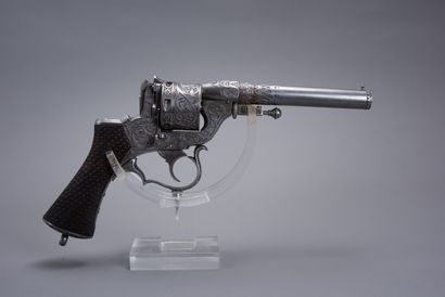 null L. PERRIN. Revolver six shots, gauge 11 mm, model of luxury, double action....