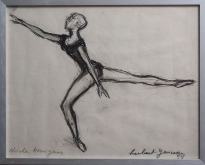 null Hubert YENCESSE (1900-1987) "La danseuse Nicole Amignes" Fusain sur papier....
