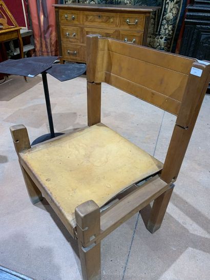 null Pierre CHAPO (1927-1987)

Paire de fauteuils en orme massif modèle "S11" assemblées...