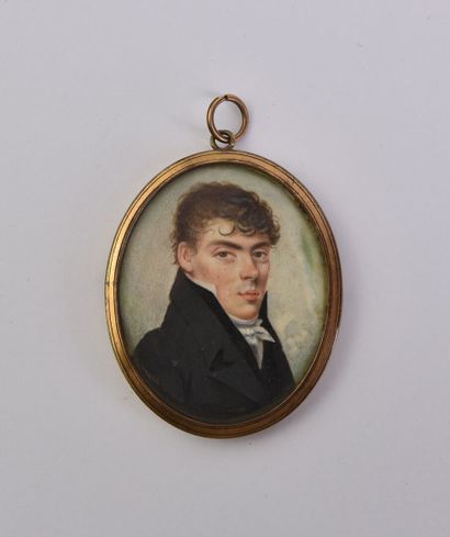 null MINIATURE. ECOLE ANGLAISE du XIXème siècle. "Portrait de jeune homme à la redingote"...