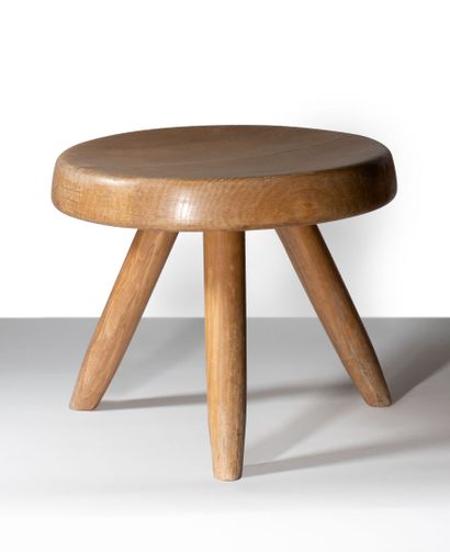 null Charlotte Perriand (1903-1999)

Tabouret dit « Berger »

Circa 1960

Frêne /...