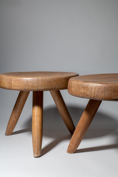 null Charlotte Perriand (1903-1999)

Tabouret dit « Berger »

Circa 1960

Frêne /...
