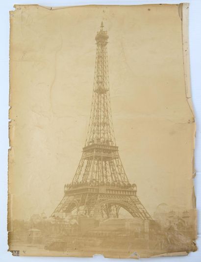 null PHOTOGRAPHIE 

"Tour Eiffel, Exposition Universelle de 1889" 

Papier albuminé....