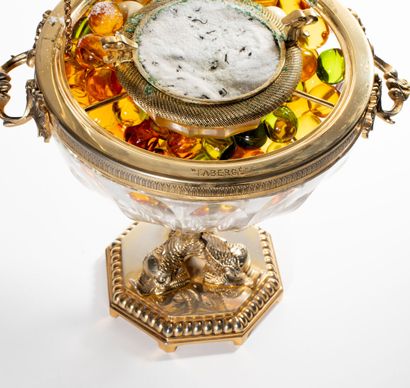 null FABERGE, CAVIAR SERVICE in cut glass of ovoid form and bronze mounting, the...