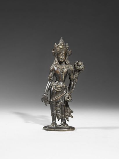 null Statuette de Padmapani en bronze

Style du Tibet de l'Ouest 

H.15 cm

(0901...