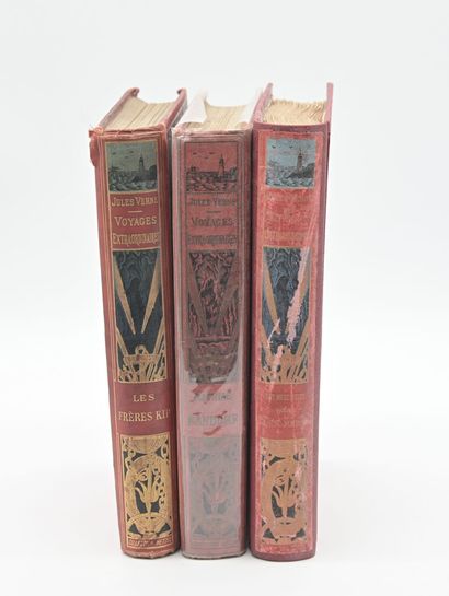 null Jules VERNE. Lot de 3 volumes : 
- Les Frères Kip. (1902), in-4 relié plein...
