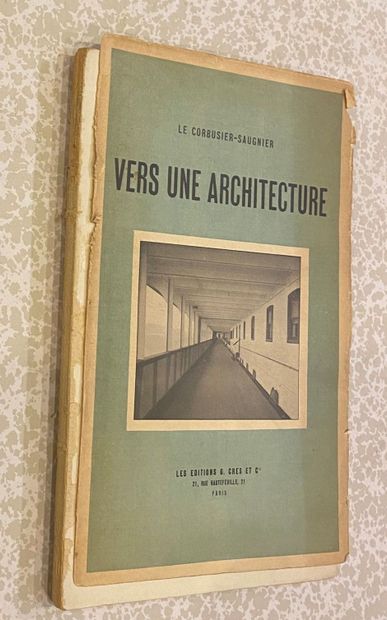 null LE CORBUSIER-SAUGNIER.
Charles-Edouard Jeanneret-Gris, dit Le Corbusier, architecte,...