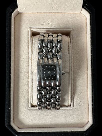 null Chaumet 
Lady's wristwatch, model Khésis out of steel, rectangular dial black...