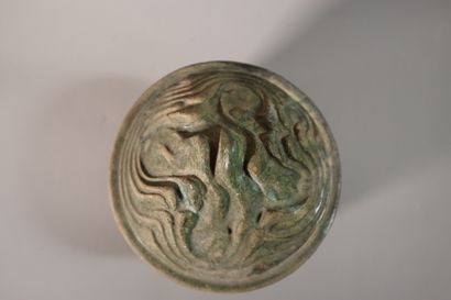 null CHINE, Dynastie HAN (206 av. JC - 220 ap. JC)	
Boîte ronde tripode 'lian'
le...
