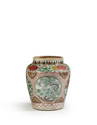 CHINE, Epoque KANGXI, (1662 - 1722)	
Pot...