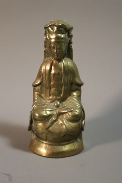 null CHINA and THAILAND, 20th century
Set of seven statuettes in depatinated bronze
representing...