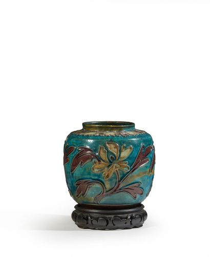 null CHINE, Dynastie MING, (1368 - 1644), FIN XVE/DEBUT XVIE SIECLE	
Petit pot en...