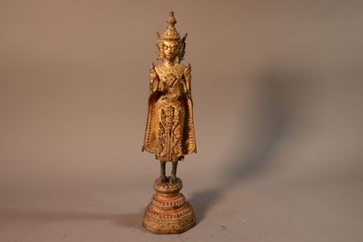 null THAILANDE, Ratanakosin, vers 1900	
Statuette de bouddha debout sur un socle...